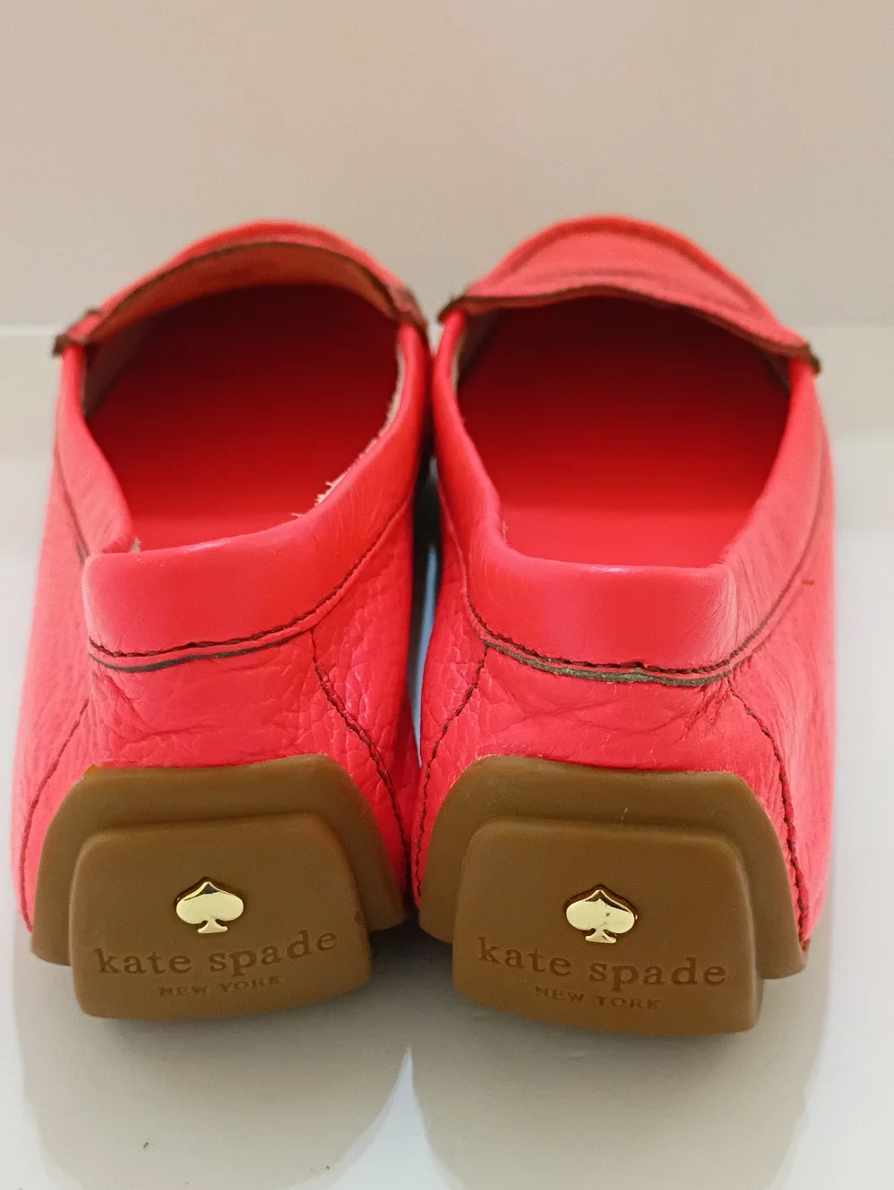 KATE SPADE Pebble Leather Pink Melon Colored Tumbled Loafers Size 10M